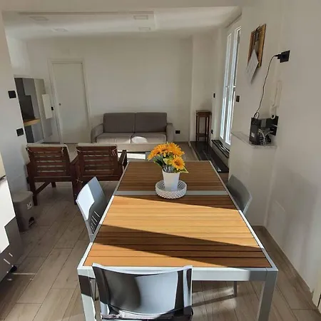 Bedrock Tatil Evi *